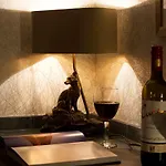 Bed & Breakfast Elder Grove 4*