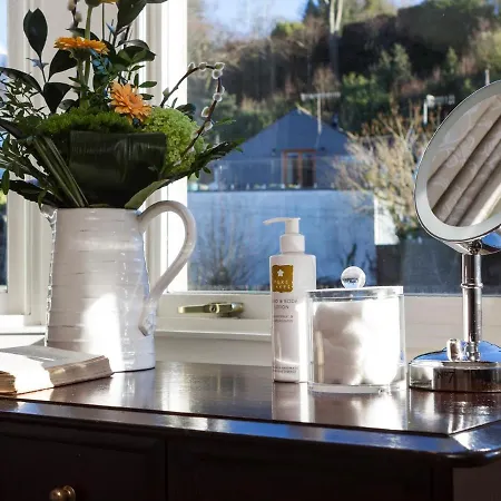 Elder Grove Bed & Breakfast 4*