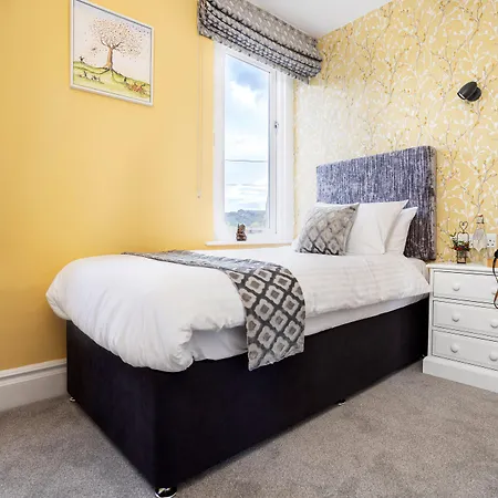 Elder Grove Bed & Breakfast 4*
