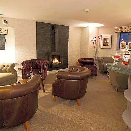 Bed & Breakfast Elder Grove 4*