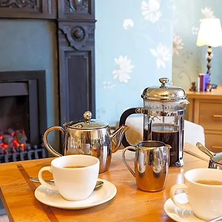 Elder Grove Bed & Breakfast 4*