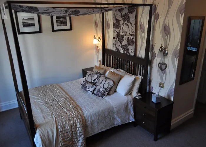 Bed & Breakfast Elder Grove 4*